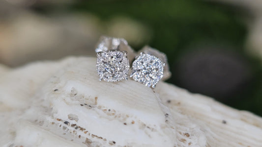 Real 10k gold & natural diamonds .25ct